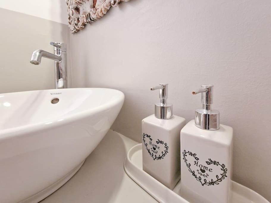 Apartament Charme On The River - City Center Werona Zewnętrze zdjęcie